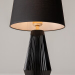 Фото 1 Настольный светильник Maytoni Z181-TL-01-B